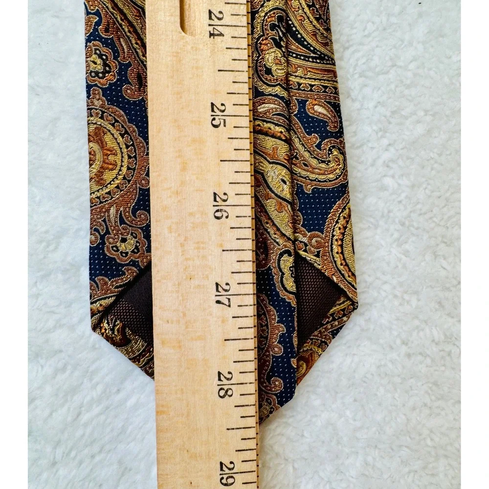 Tasso Elba Necktie Gold Navy Blue Silk Paisley‎ Tie Width 3.5